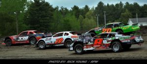 200226ddirtcarprostock_01