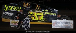 200809dmerrittville_01