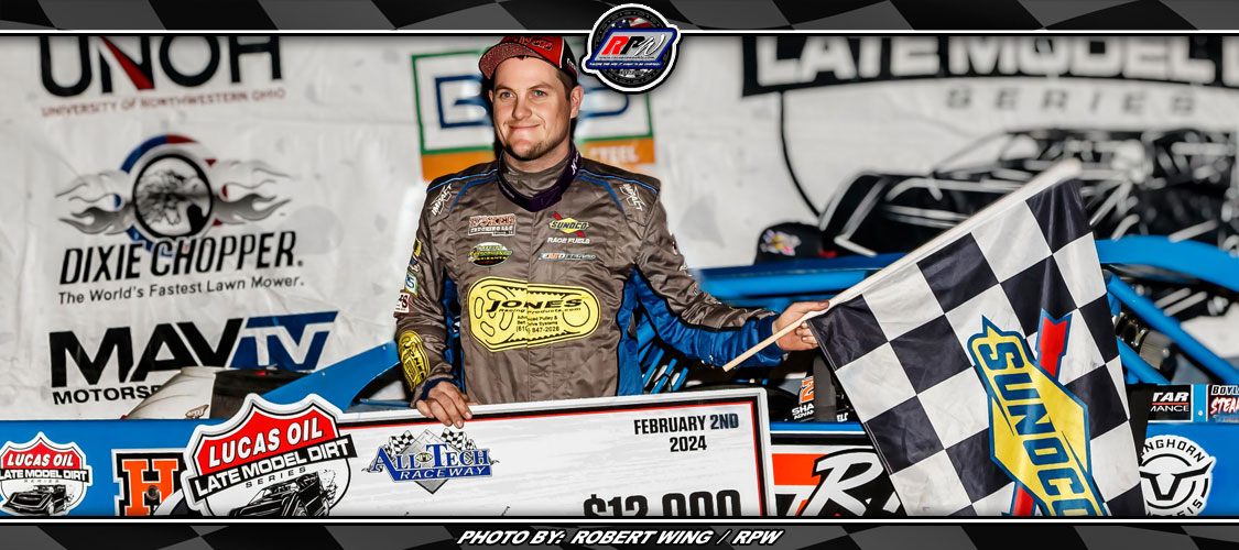 240203dlucasdirt_01